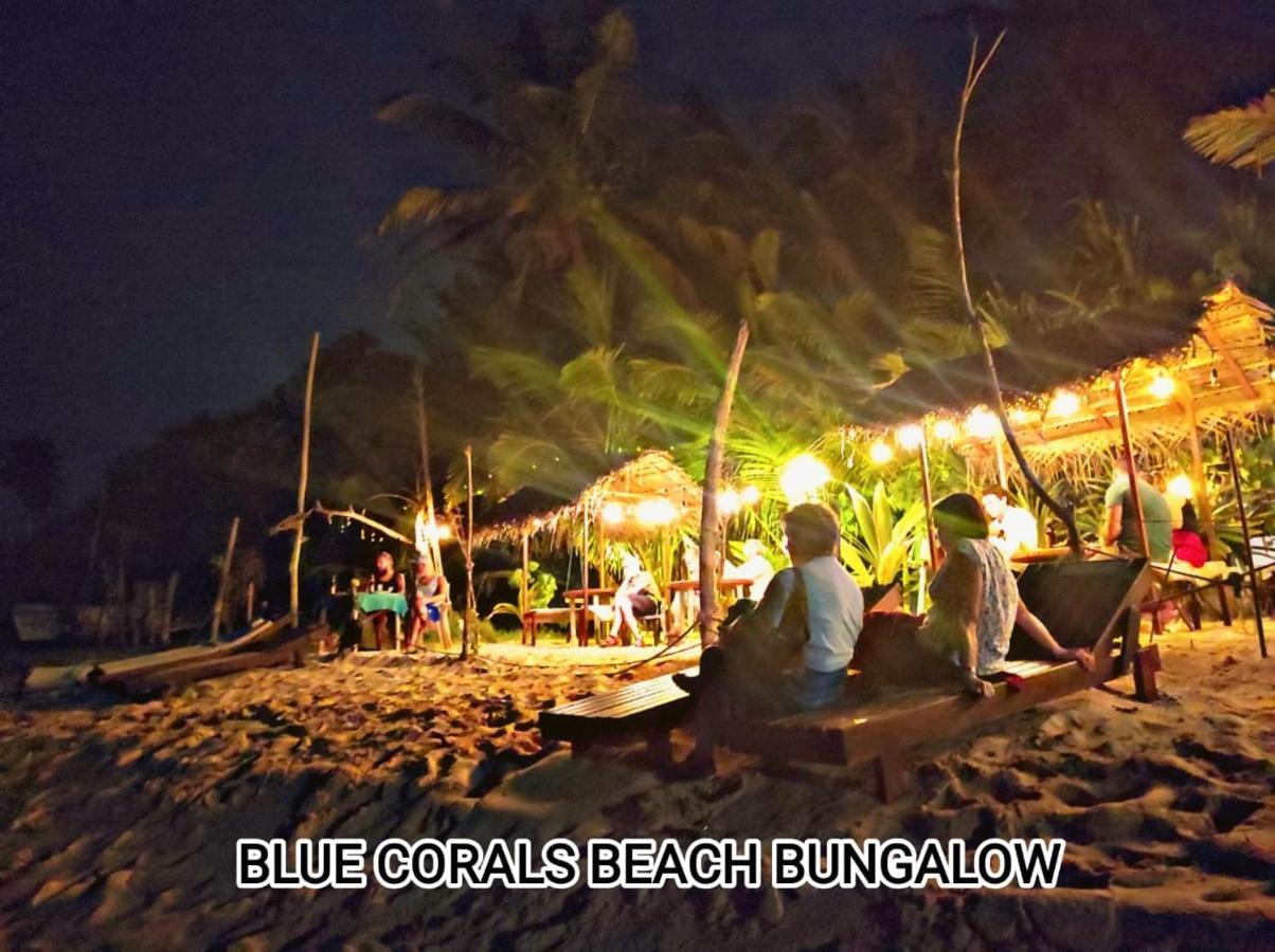 Blue Corals Beach Bungalow Матара Екстериор снимка